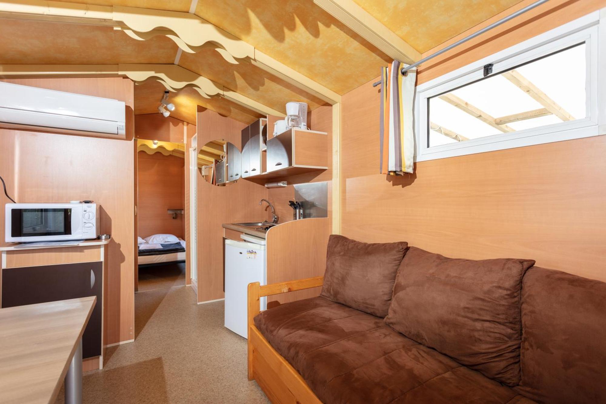 Camping Les Amandiers Castelnau-de-Guers Exteriér fotografie